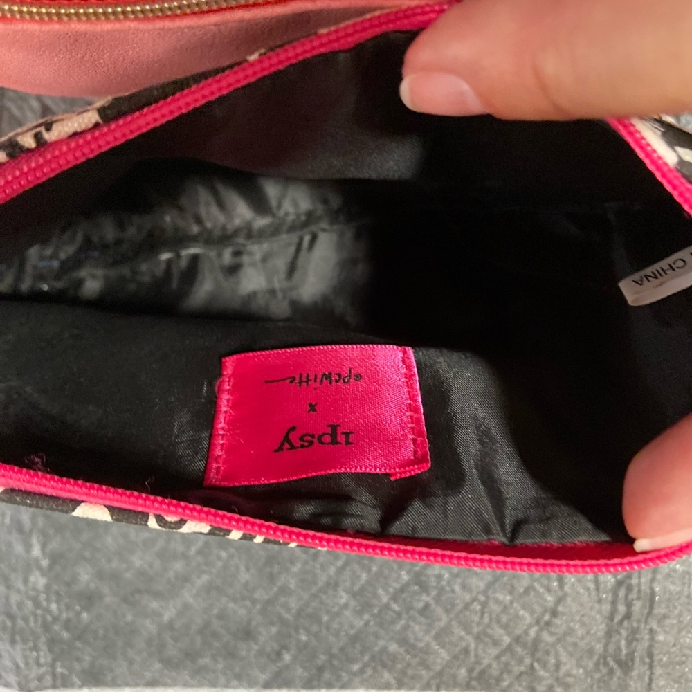 IPSY Clutch Bags - Picture 5 of 6